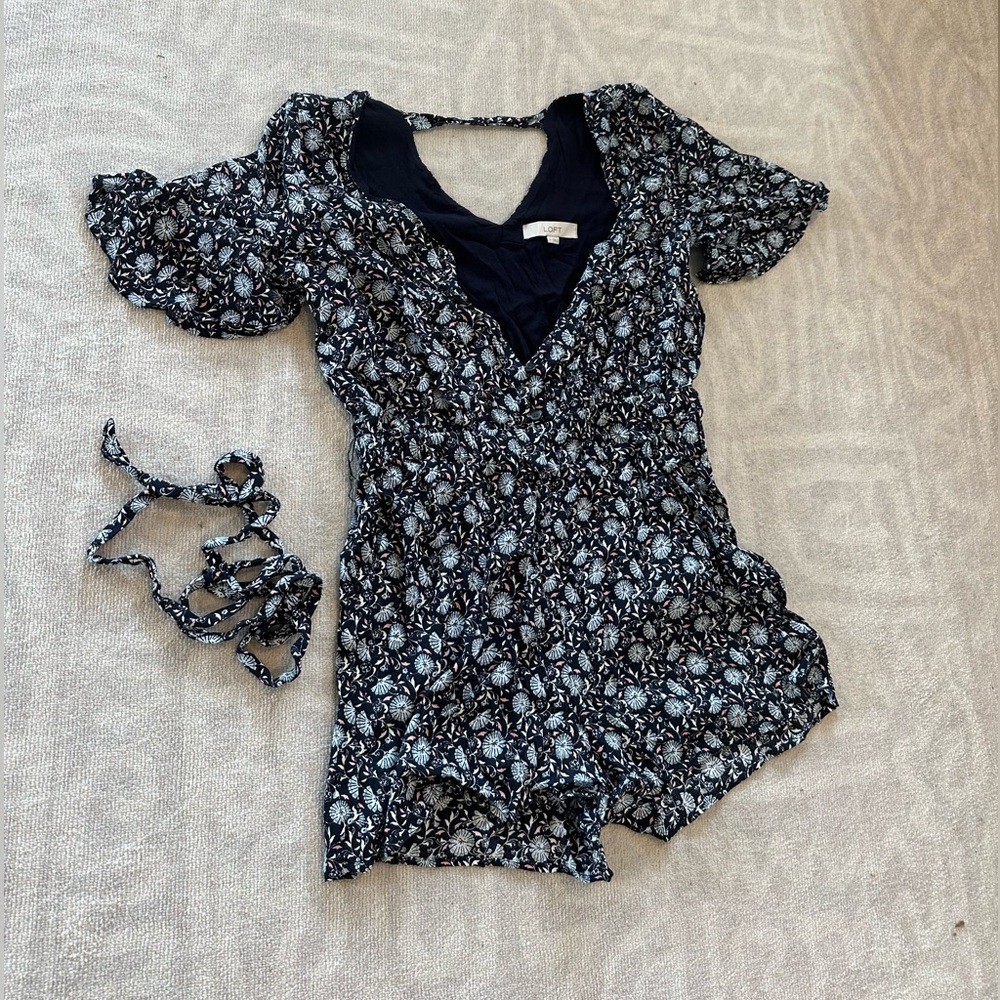 Loft Navy Floral Patterned Short Romper - Size M